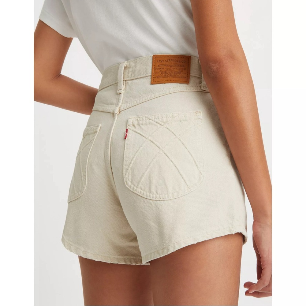 LEVIS 80s Mom Shorts Women’s Size 24 Tan Cotton Off White HIGH WAIST EUC